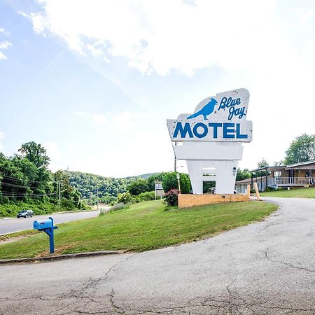 Hotel Salem-Roanoke I-81 -Listing Partner Exteriör bild