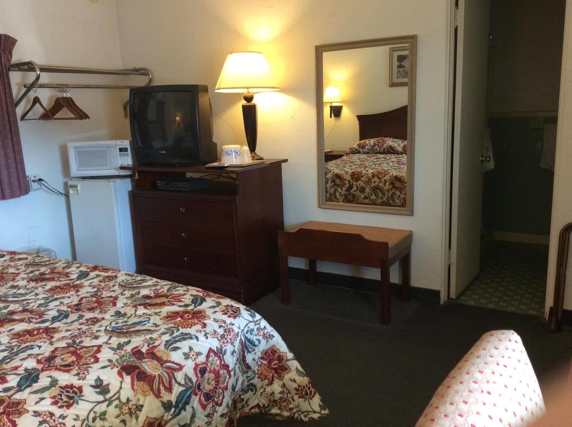 Hotel Salem-Roanoke I-81 -Listing Partner Exteriör bild