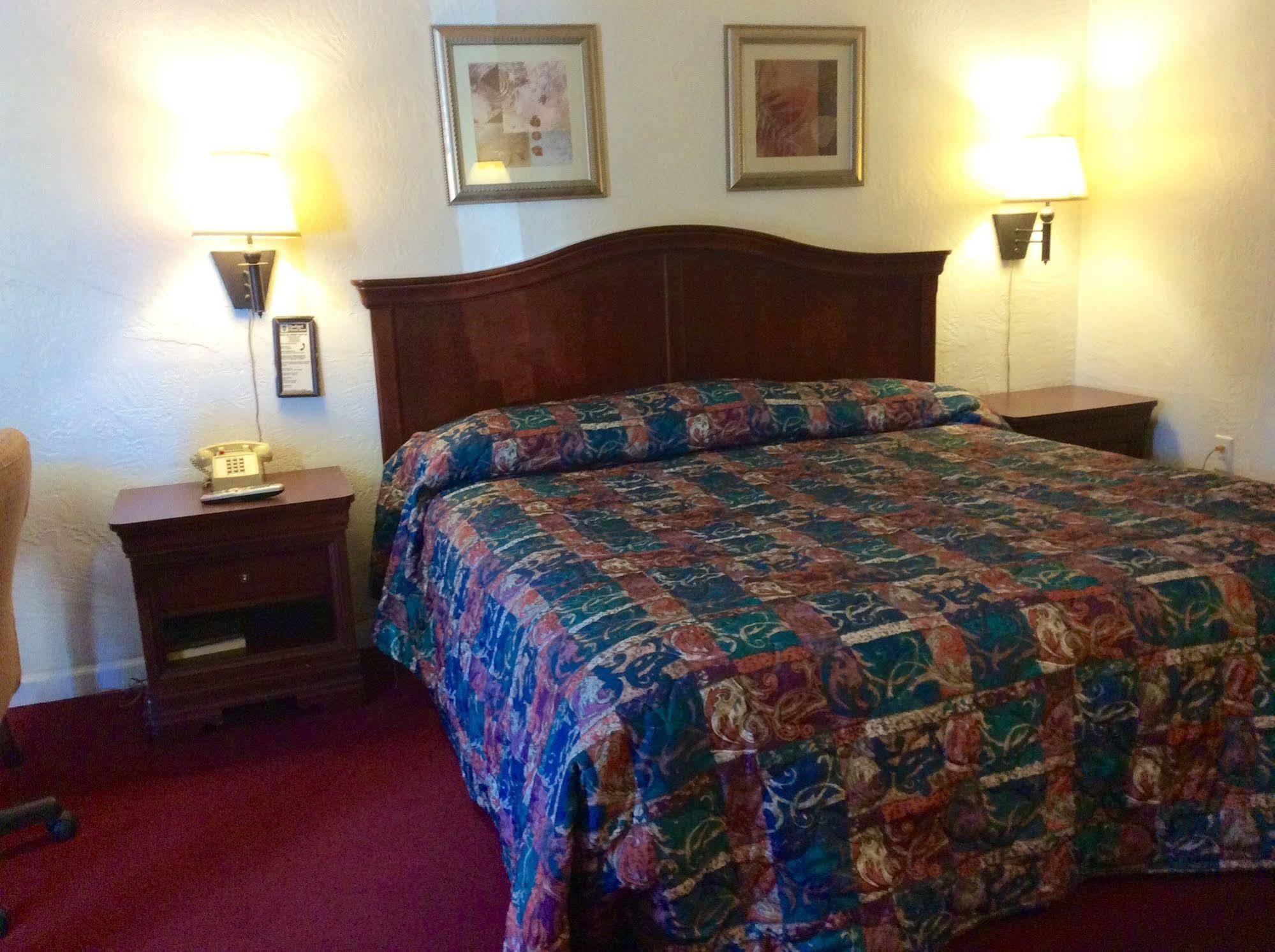 Hotel Salem-Roanoke I-81 -Listing Partner Exteriör bild